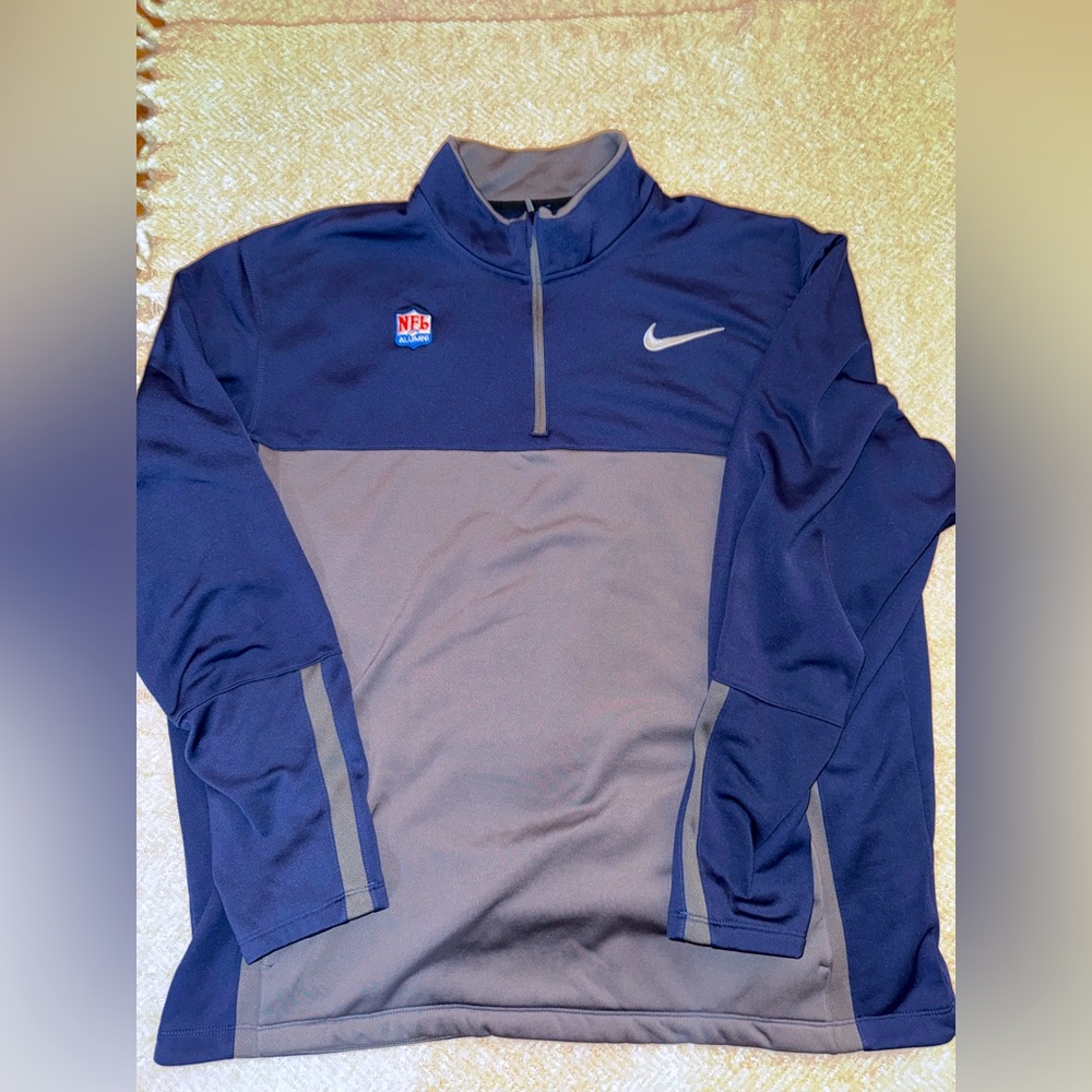 Nike golf sweater use